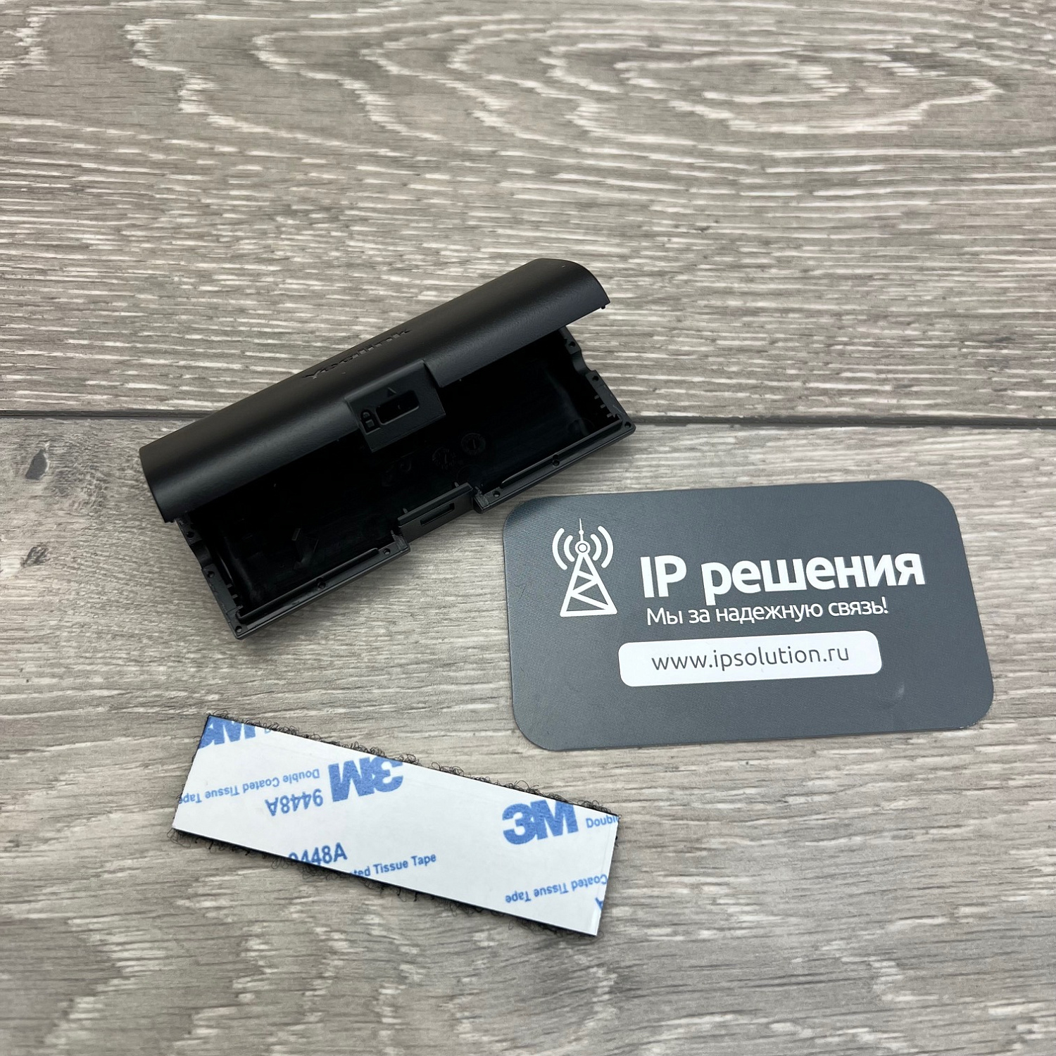 Yealink CTP18, сенсорная панель управления для терминалов и видеобаров Yealink